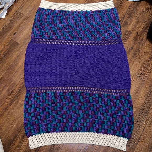 Handmade Crochet Purple, Green & Cream Retro Throw Blanket - Picture 2 of 9